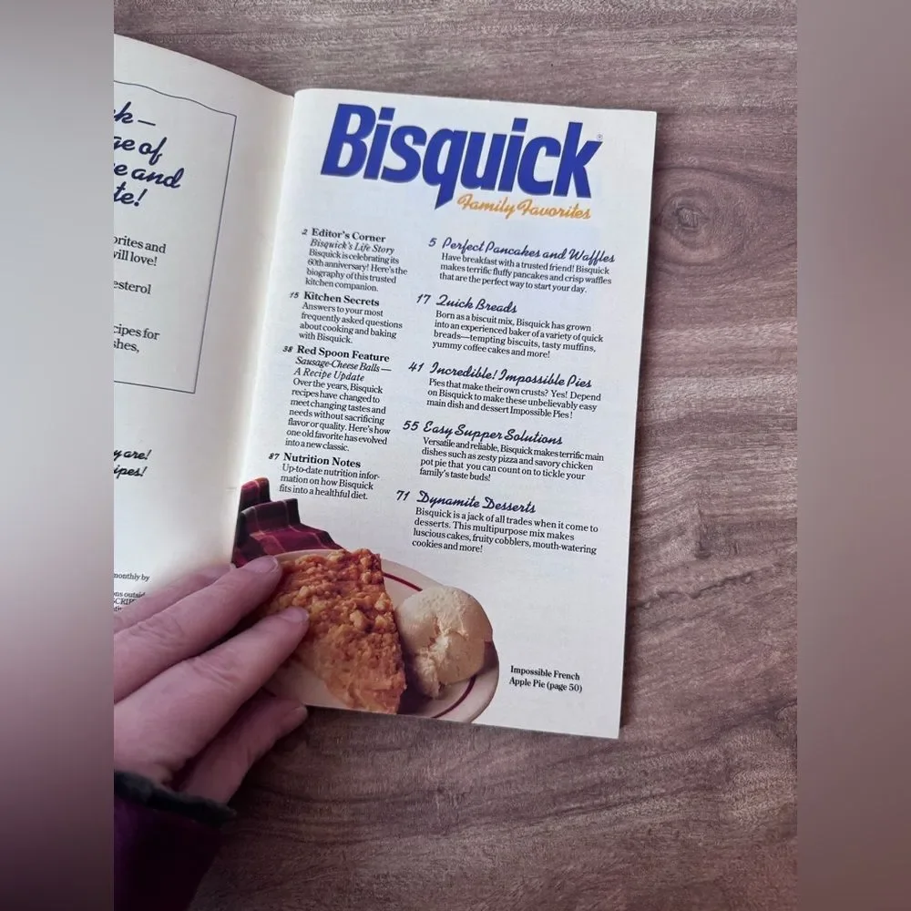 BETTY CROCKER SOFTCOVER COOKBOOK NOVEMBER 1991 #62 BISQUICK 60 YEARS FAVORITES